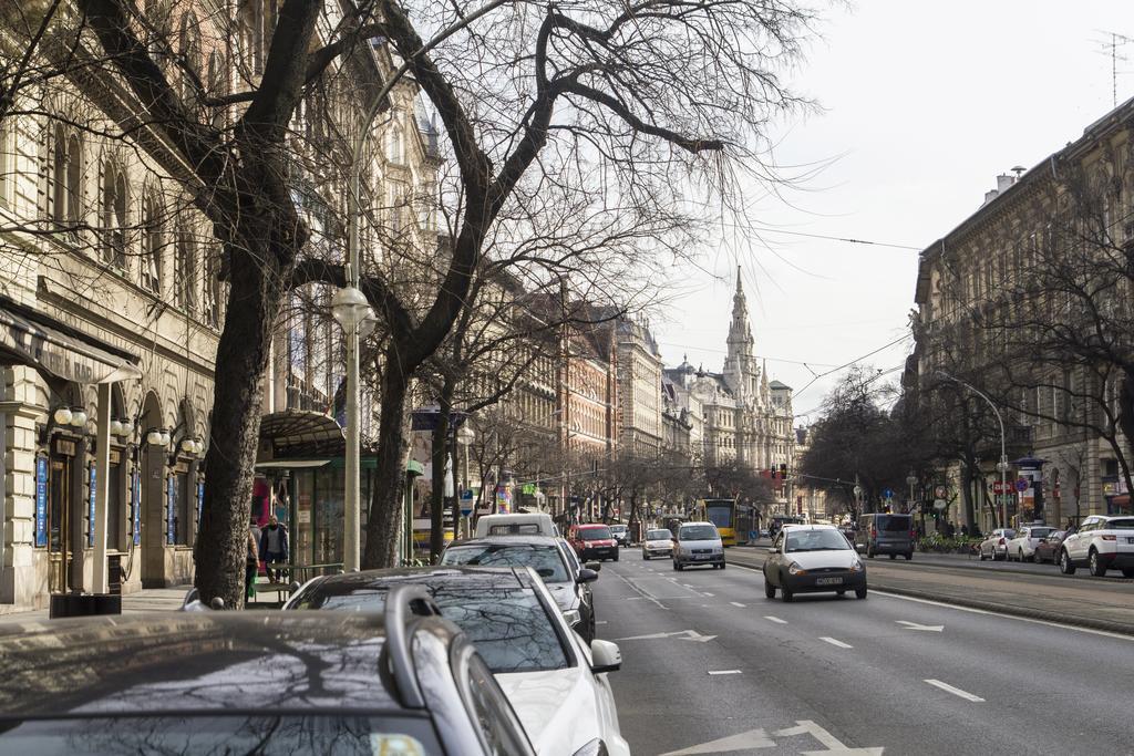 Authentic Grand Boulevard Budapest Exterior foto